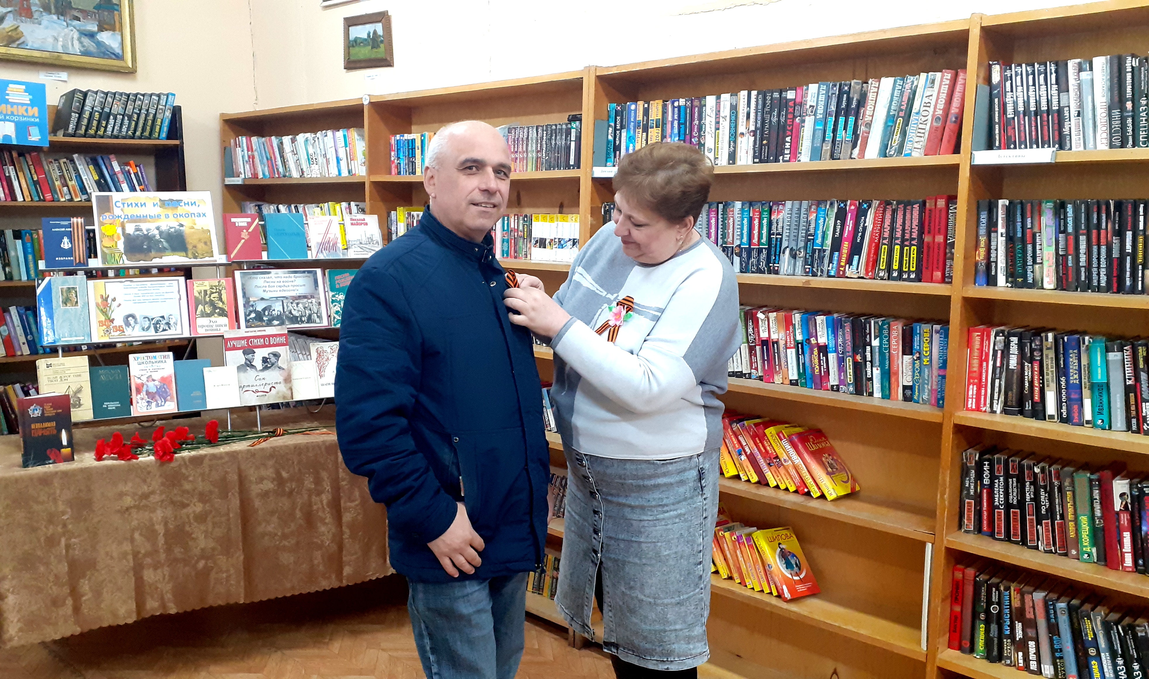 Лухская центральная библиотека присоединились к патриотической акции «Георгиевская ленточка».