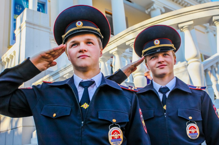 Служба в органах внутренних дел.