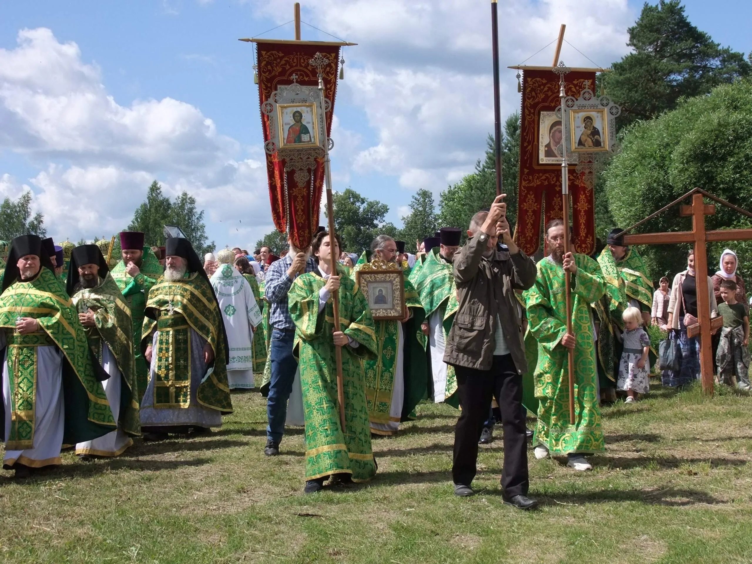 День памяти преподобного Тихона Луховского чудотворца!.