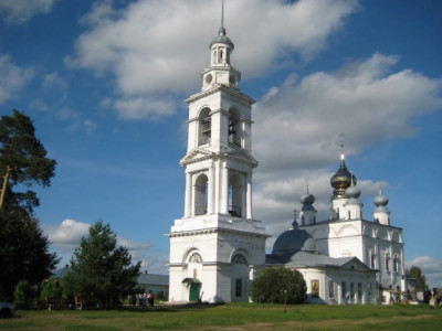 Свято - Николо - Тихонов монастырь.